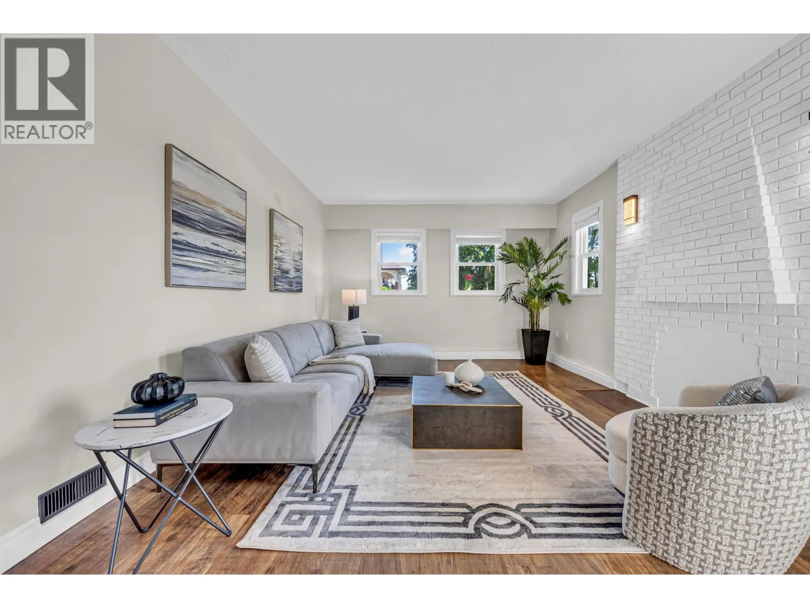 7347 QUEENSTON COURT