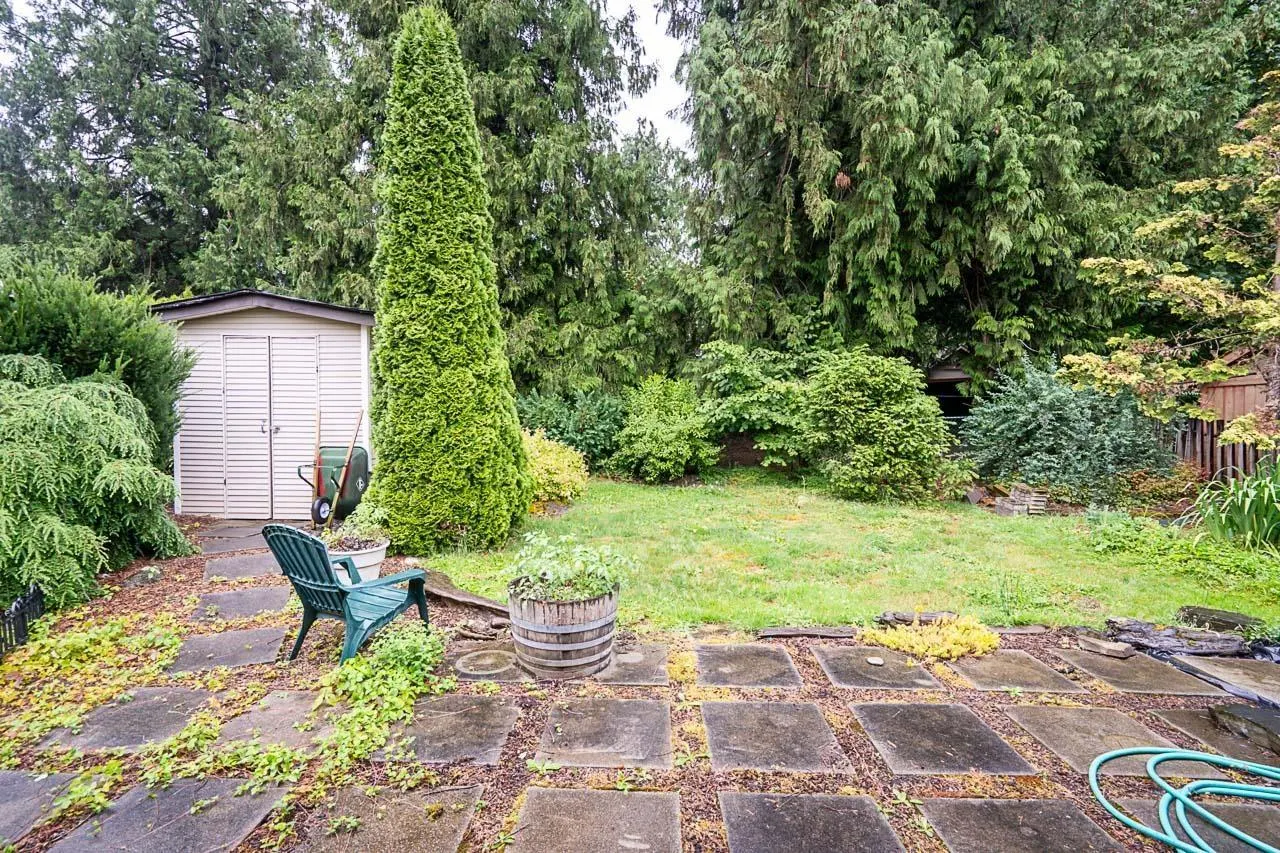 8 52324 YALE ROAD|Rosedale