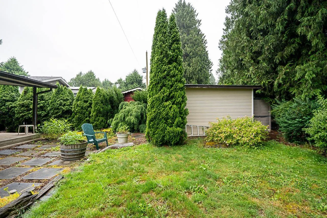 8 52324 YALE ROAD|Rosedale