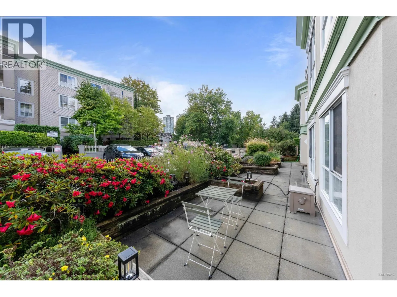113 2960 PRINCESS CRESCENT