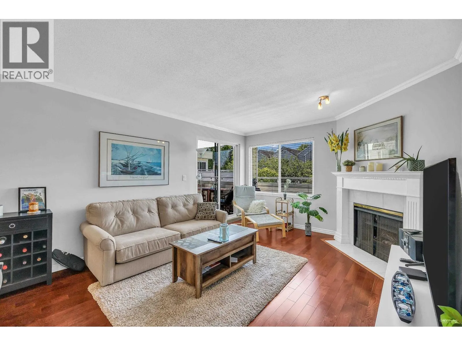 15 5661 LADNER TRUNK ROAD