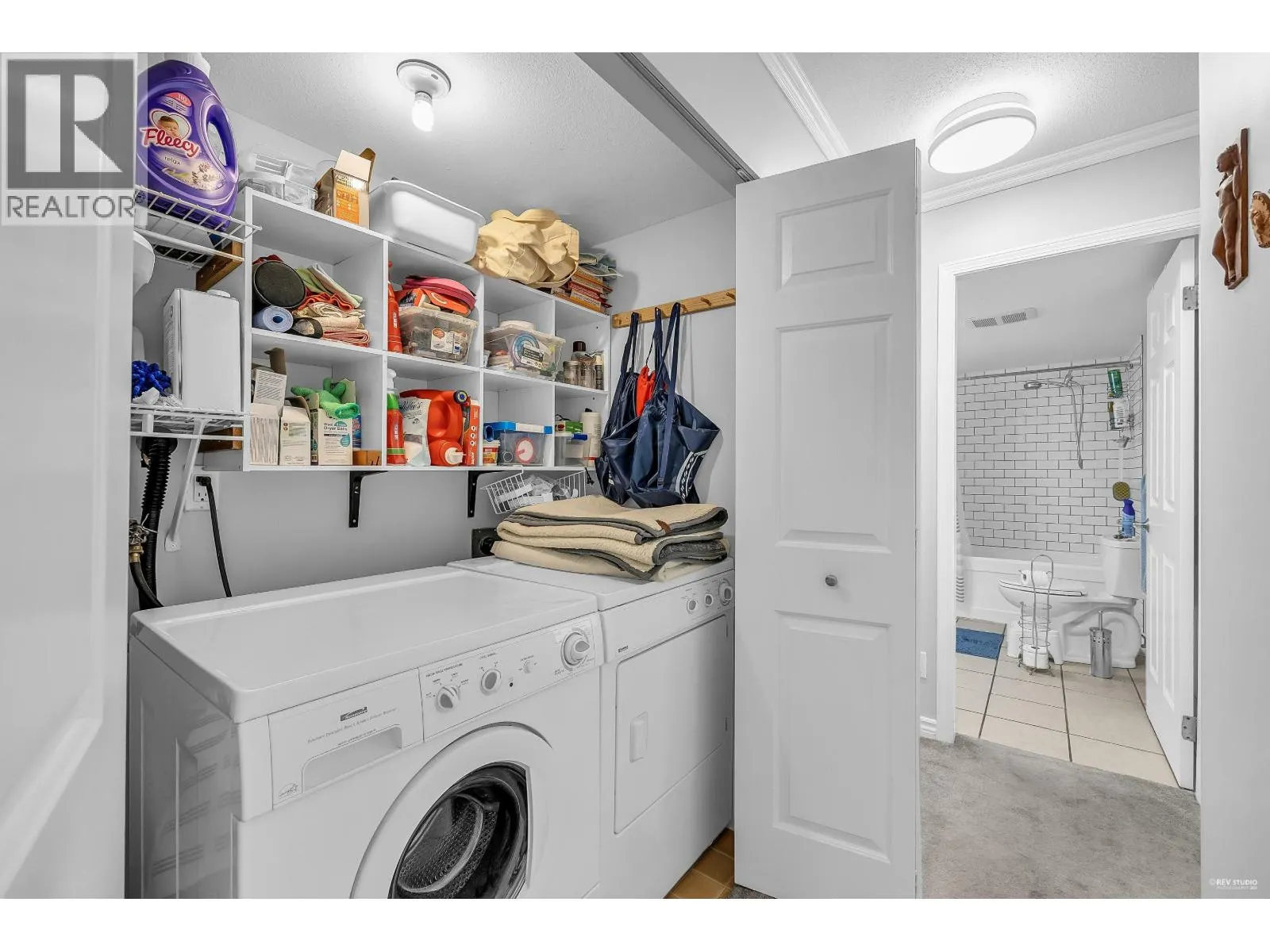 15 5661 LADNER TRUNK ROAD