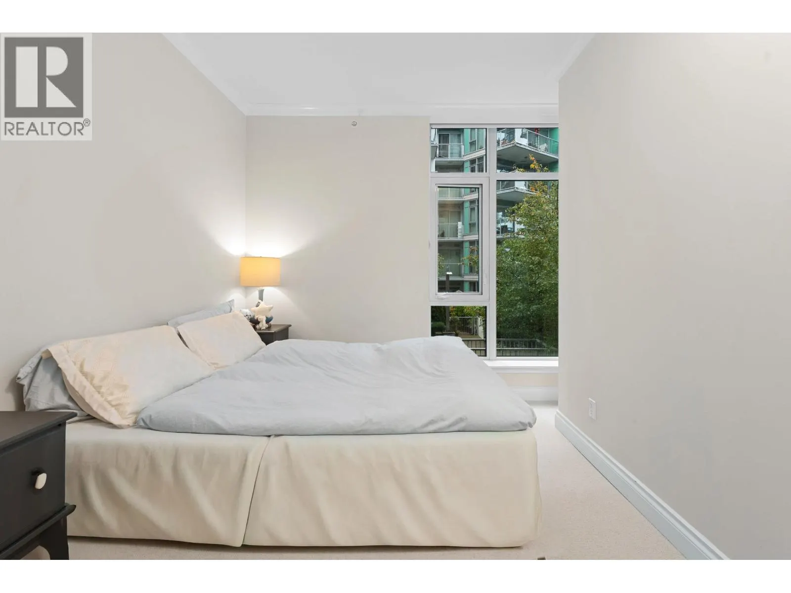 211 185 VICTORY SHIP WAY