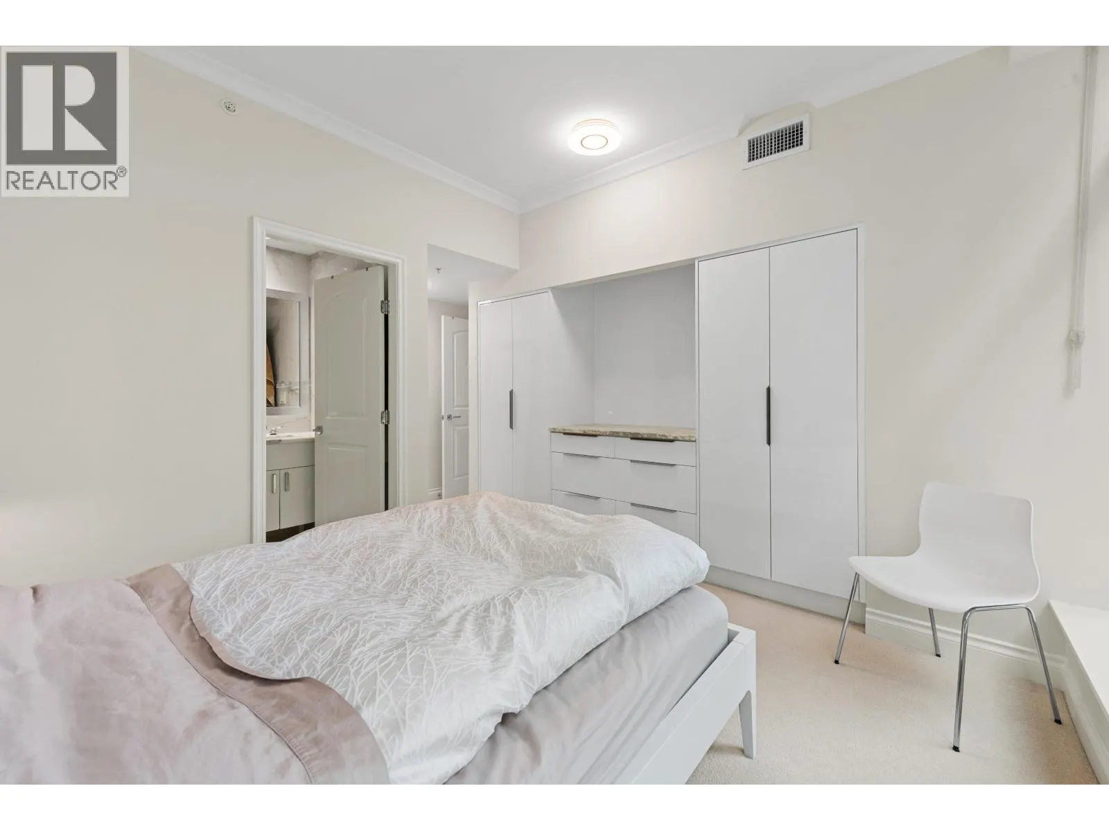 211 185 VICTORY SHIP WAY