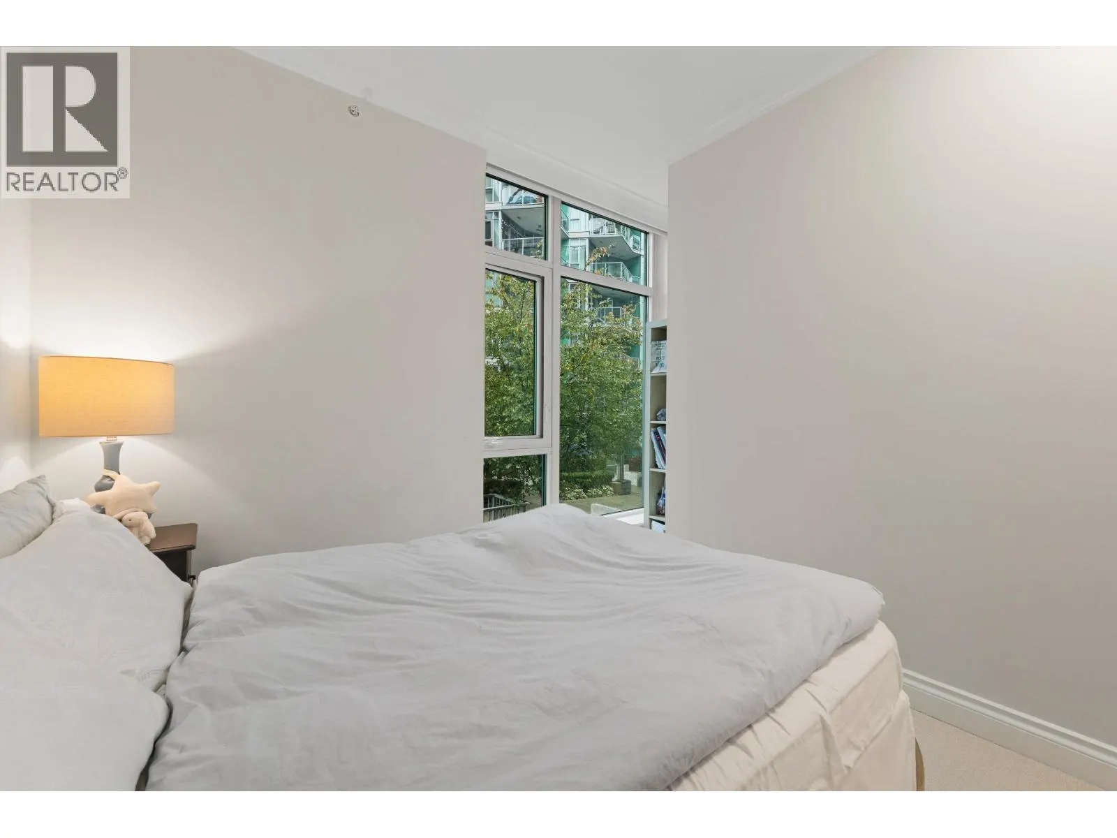 211 185 VICTORY SHIP WAY