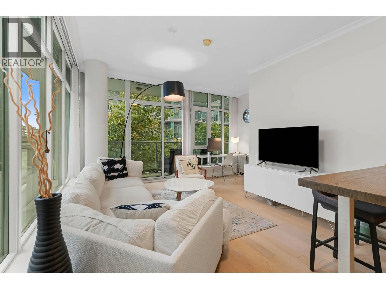 211 185 VICTORY SHIP WAY