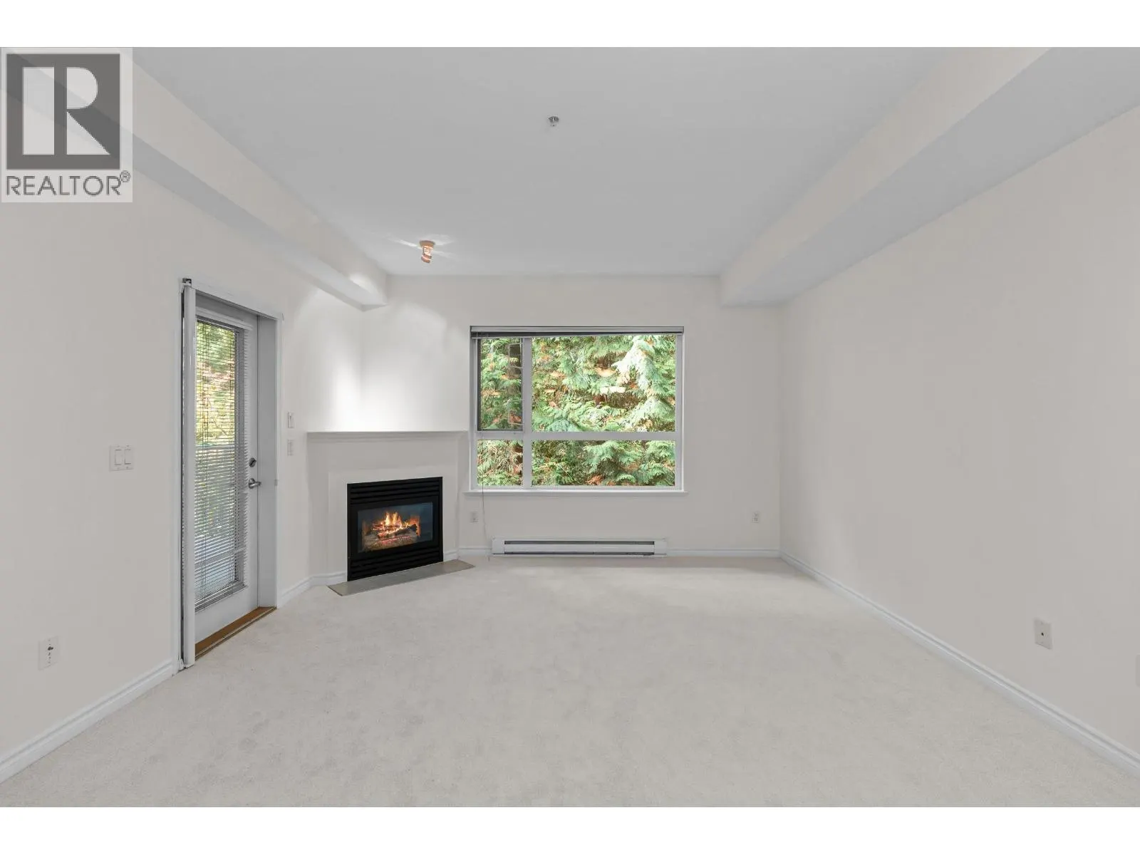 208 3151 CONNAUGHT CRESCENT