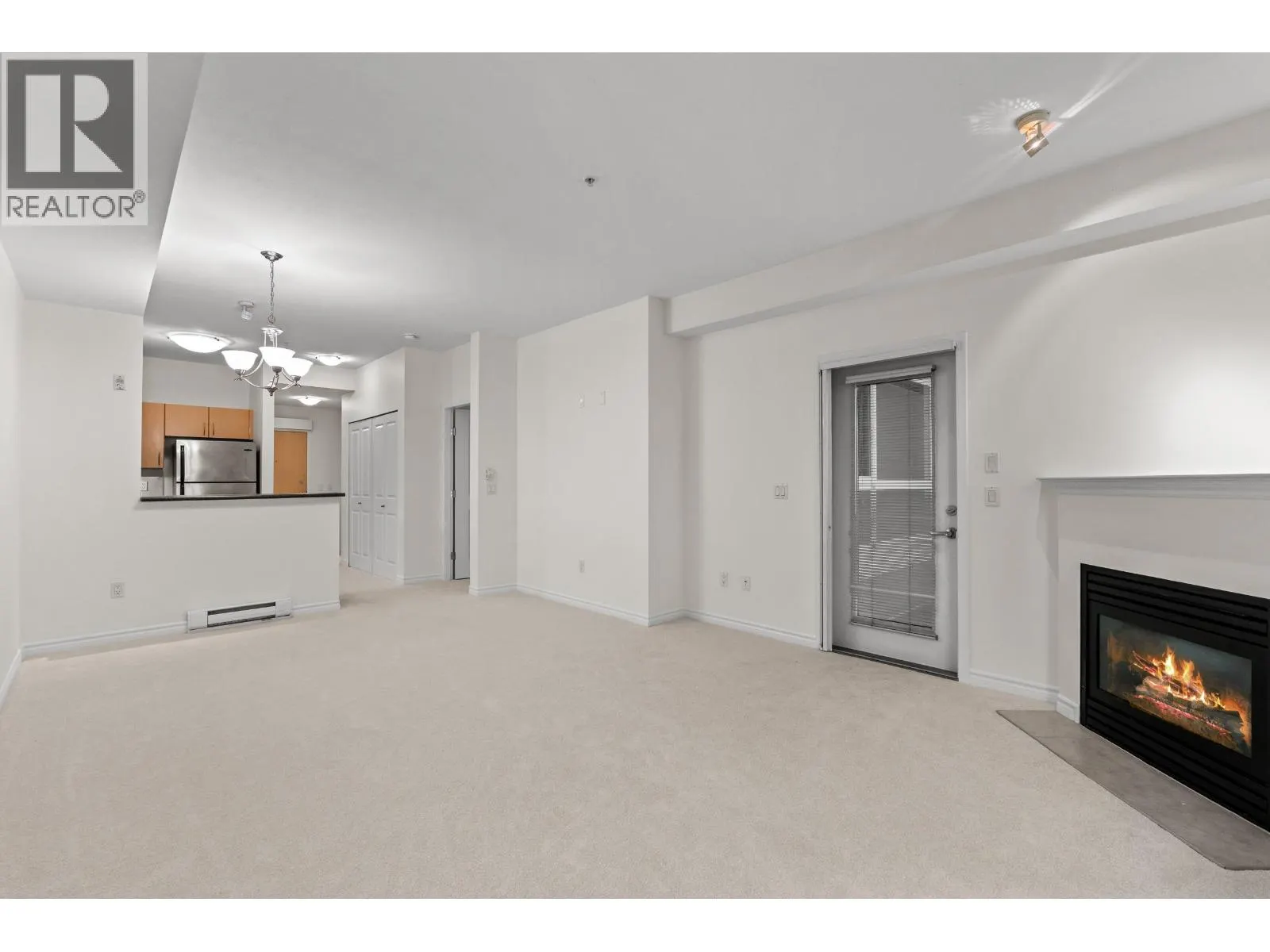 208 3151 CONNAUGHT CRESCENT