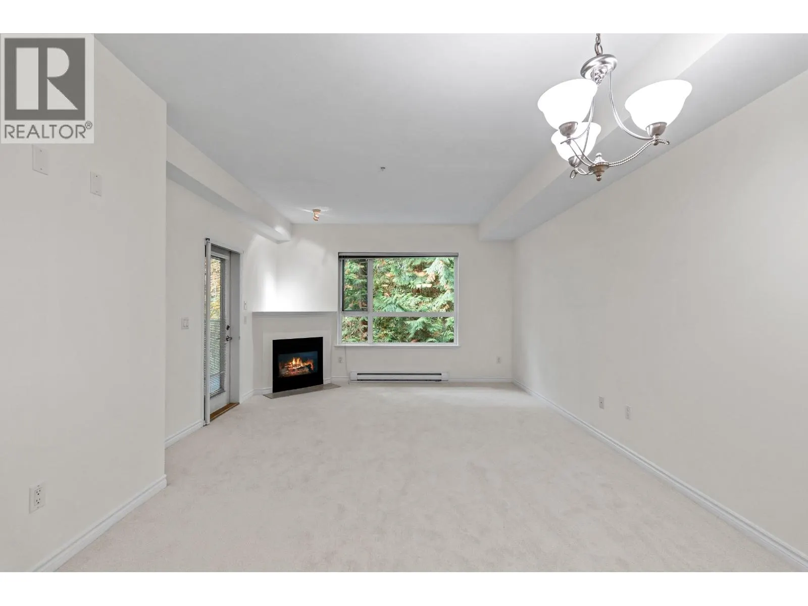 208 3151 CONNAUGHT CRESCENT
