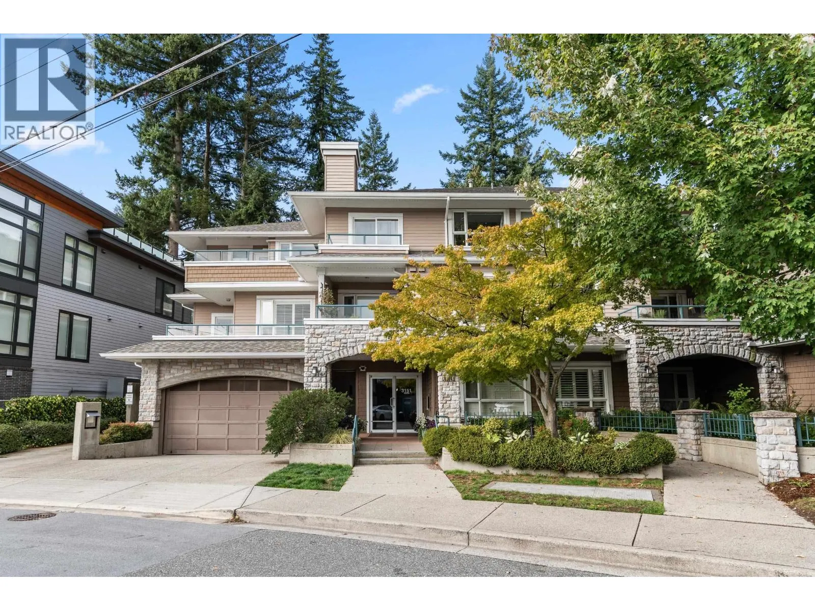 208 3151 CONNAUGHT CRESCENT