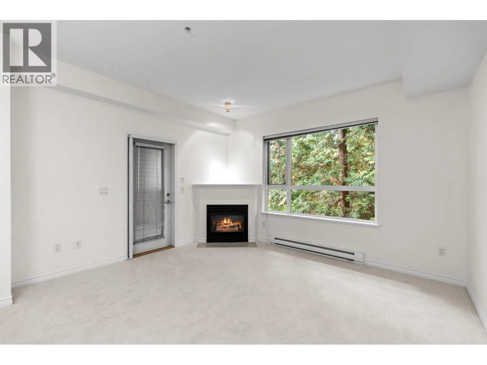 208 3151 CONNAUGHT CRESCENT