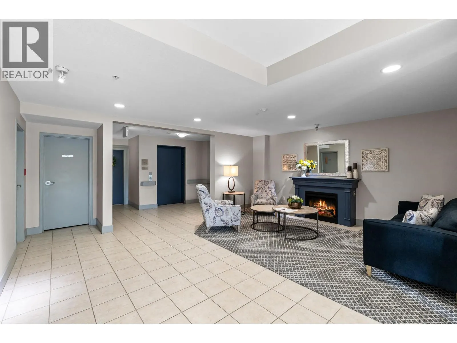 208 3151 CONNAUGHT CRESCENT