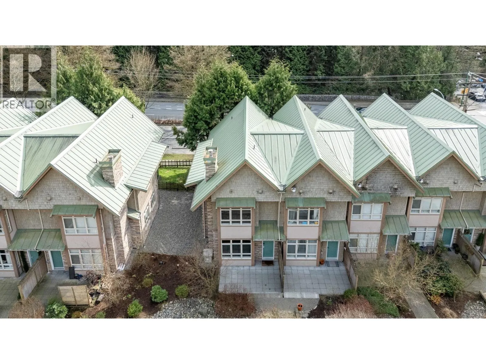 3318 MT SEYMOUR PARKWAY
