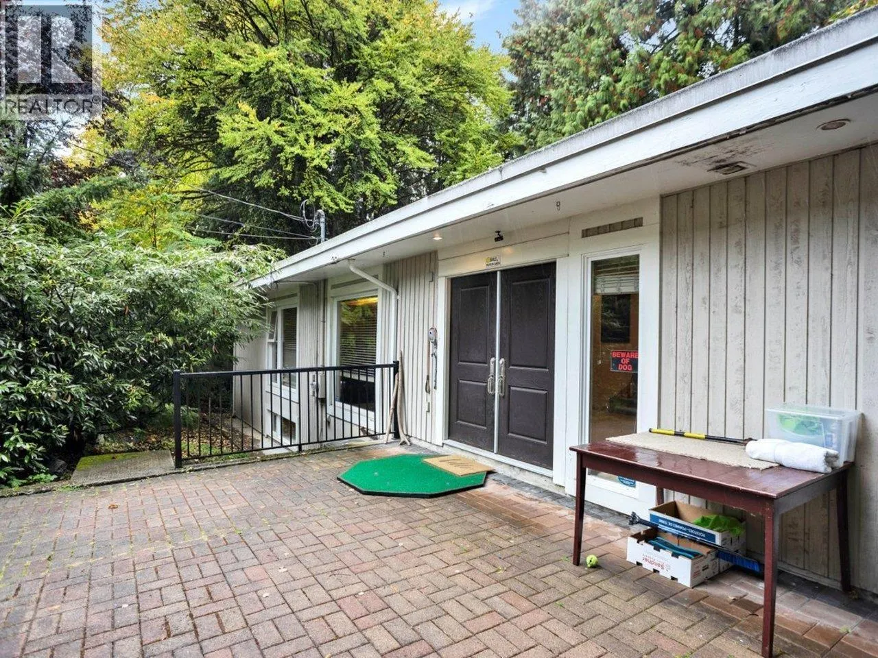 7565 WHELEN COURT