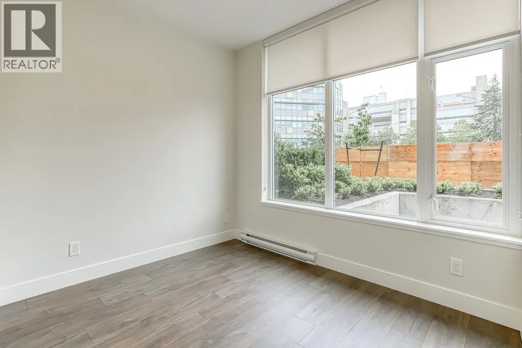 107 258 NELSON'S COURT