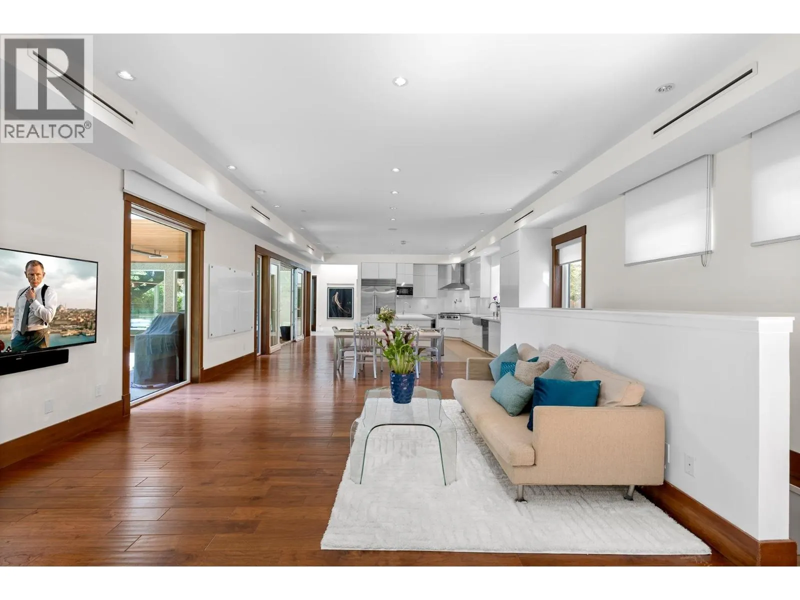 388 HIDHURST PLACE