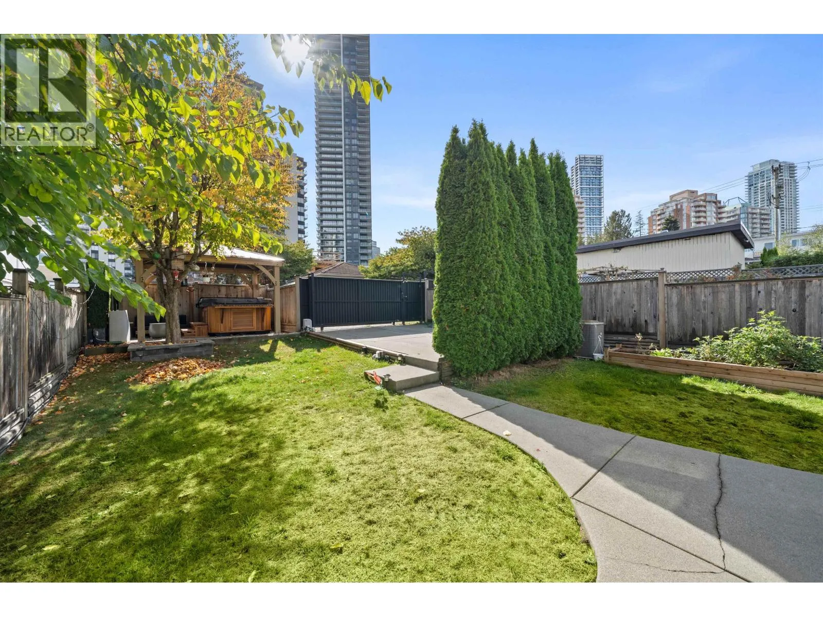 4758 MAITLAND
