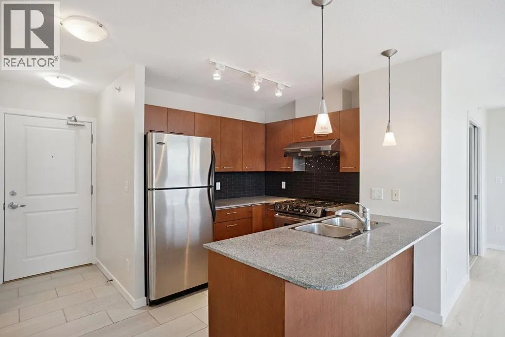 1905 4333 CENTRAL BOULEVARD