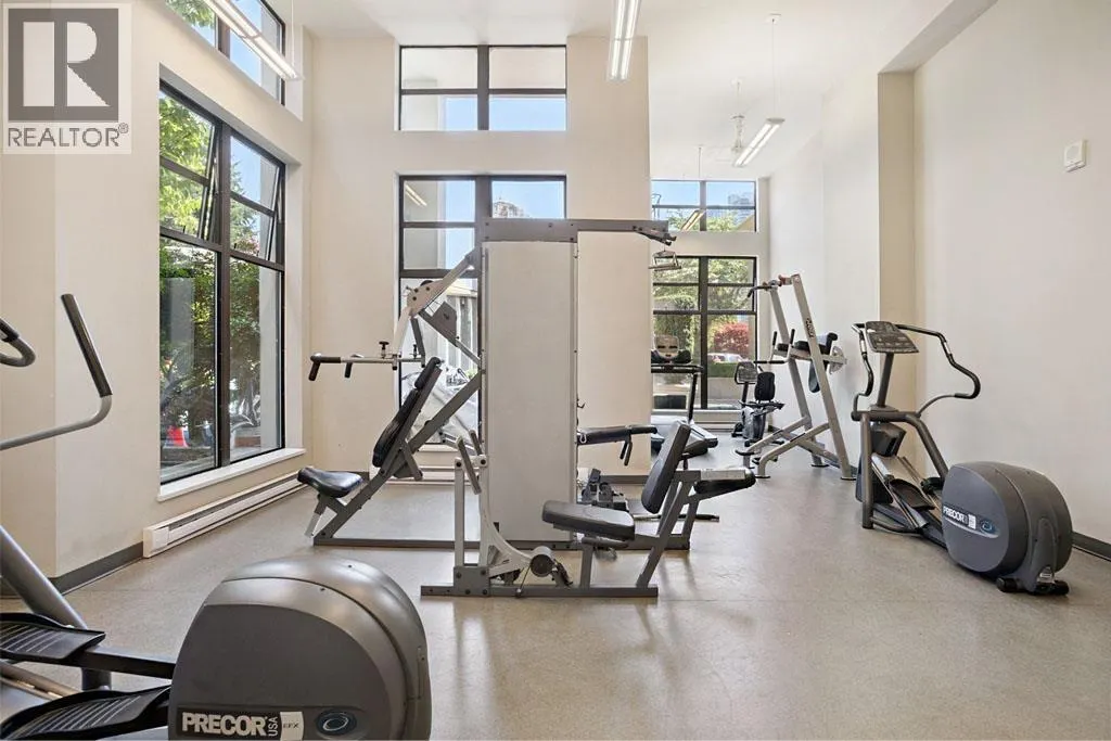 1905 4333 CENTRAL BOULEVARD
