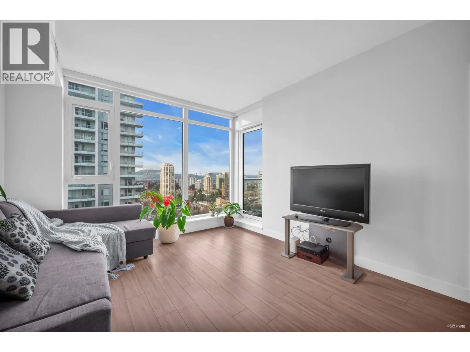 1701 4458 BERESFORD STREET