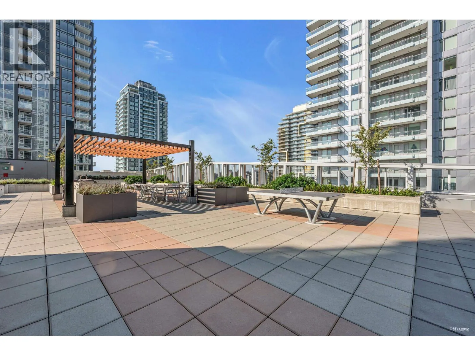 1701 4458 BERESFORD STREET