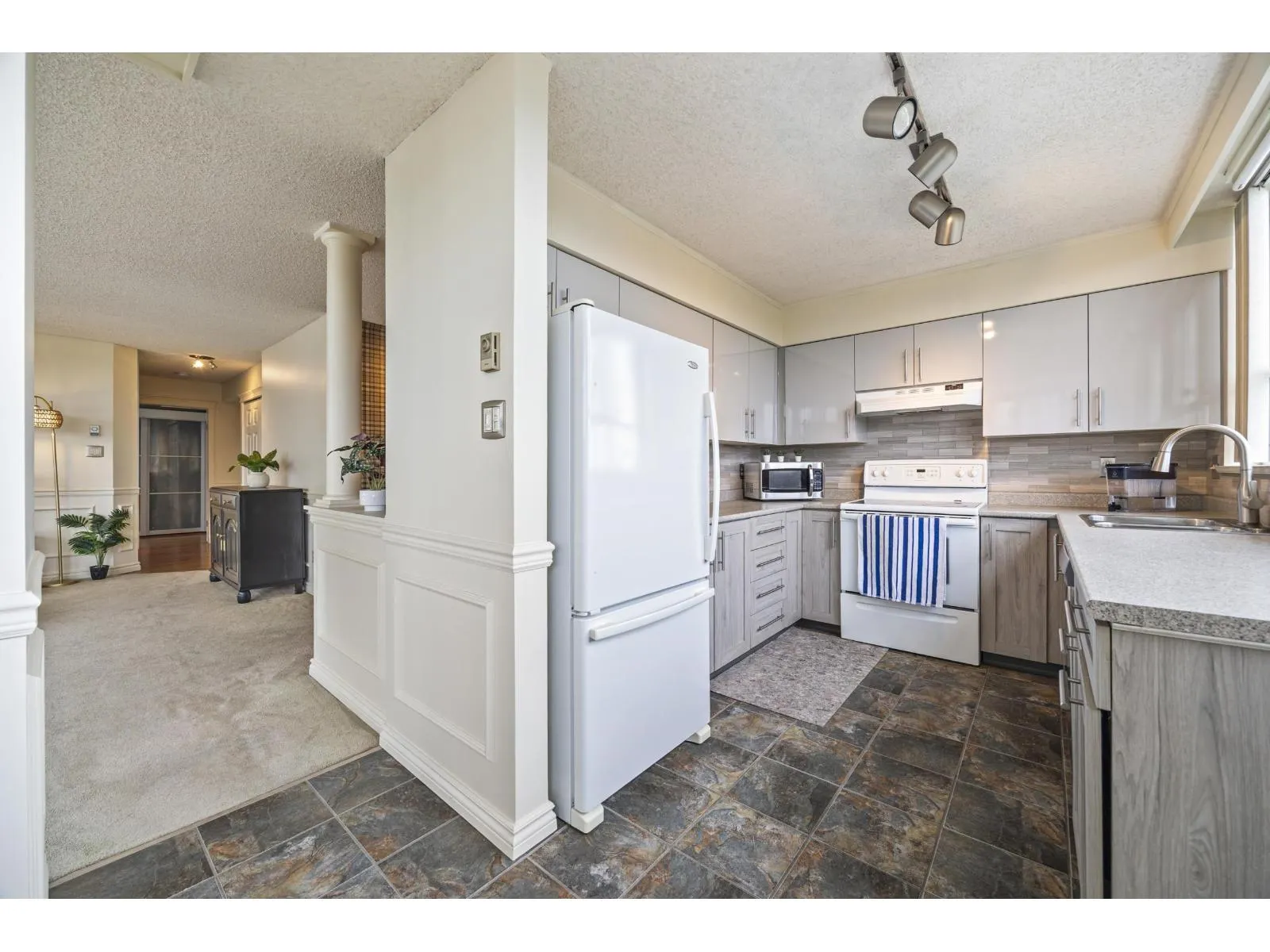 1204 11920 80 AVENUE
