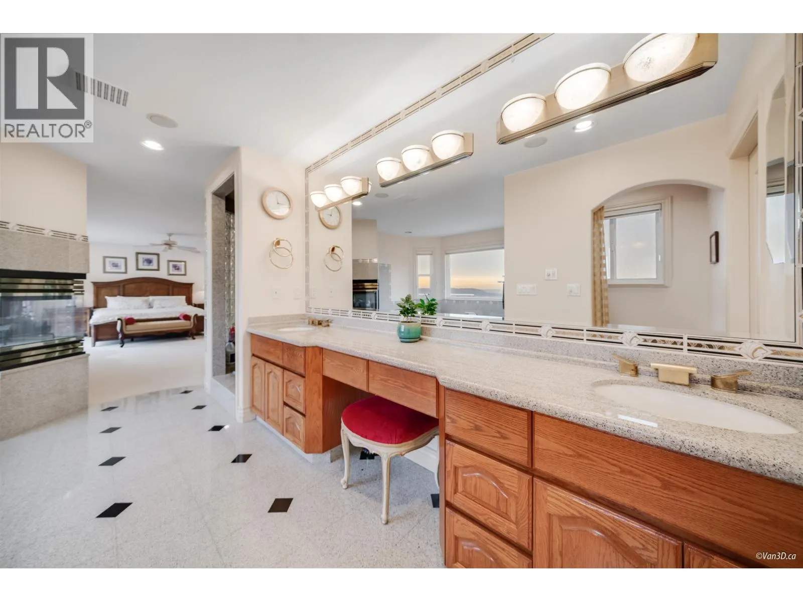 3062 TIMBER COURT