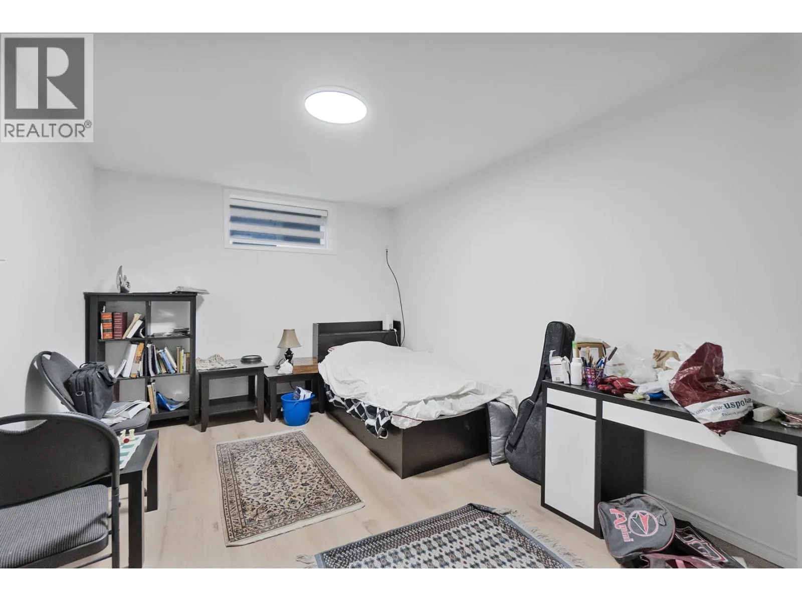 6998 FIELDING COURT