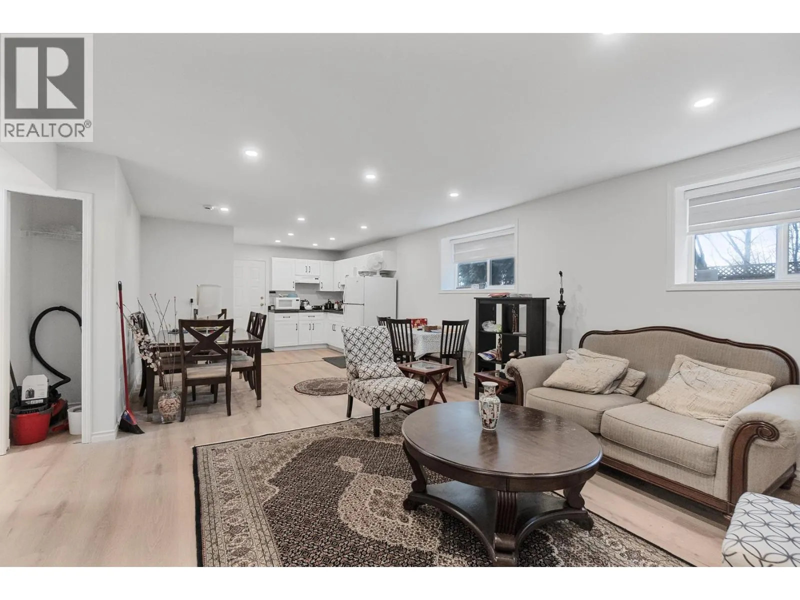 6998 FIELDING COURT