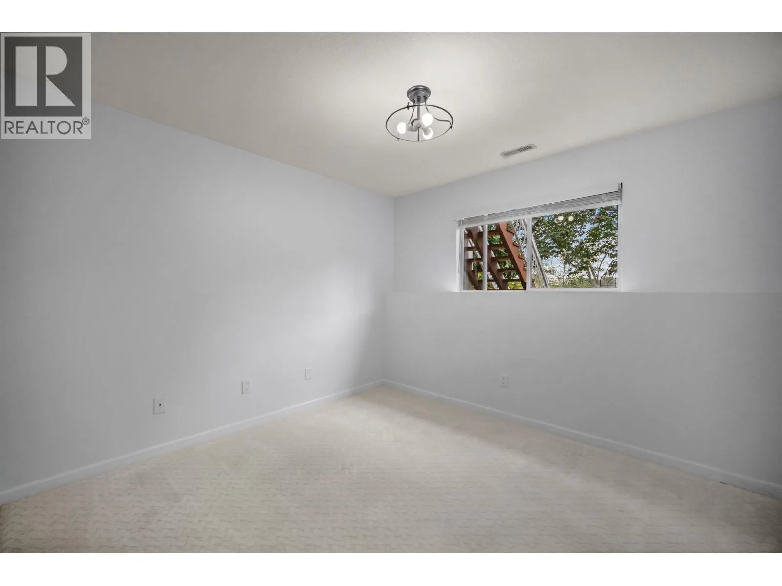 23659 TAMARACK LANE