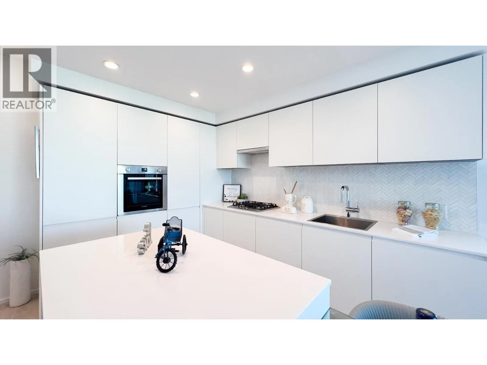 2601 3809 EVERGREEN PLACE