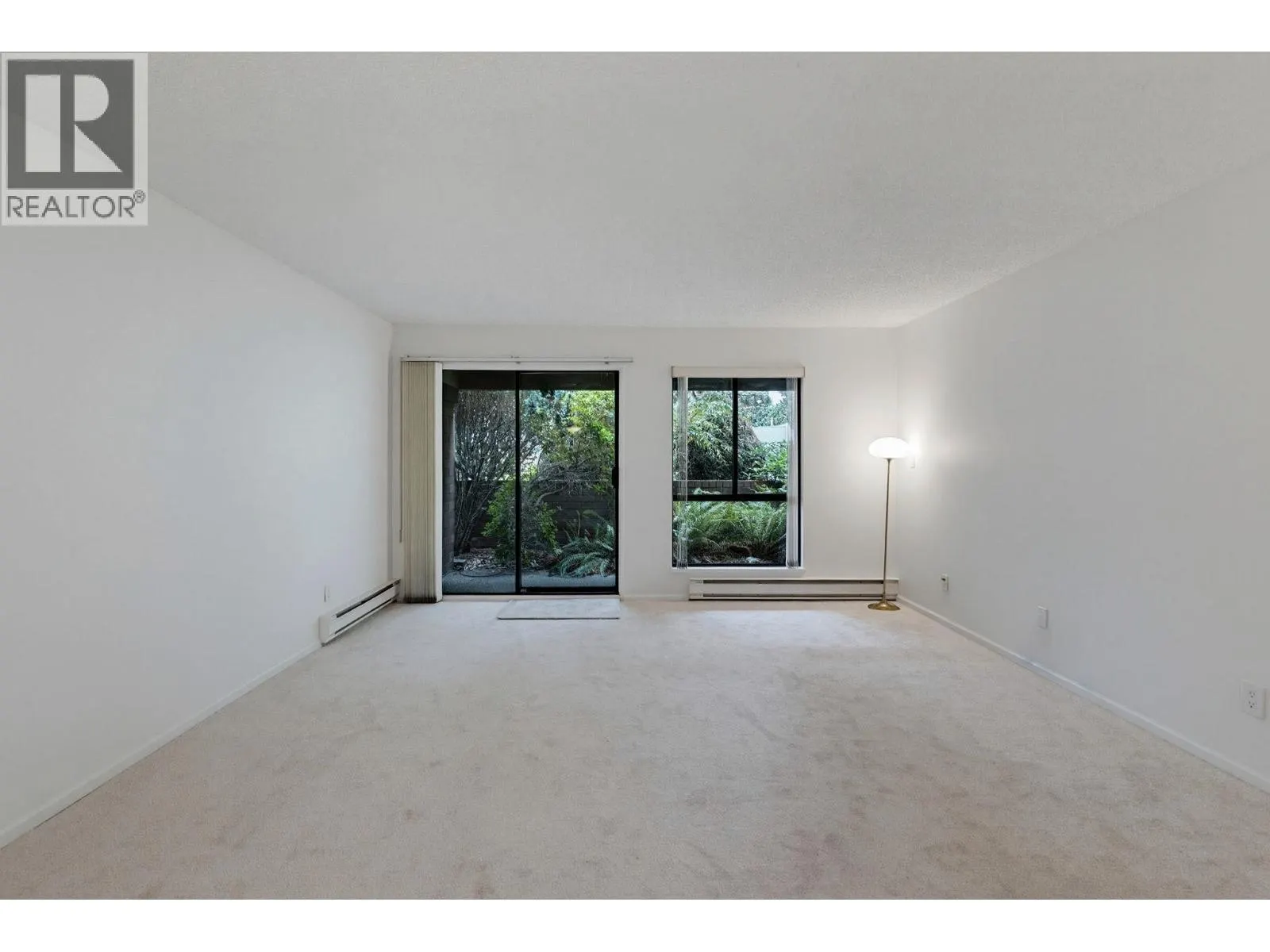 106 333 WETHERSFIELD DRIVE