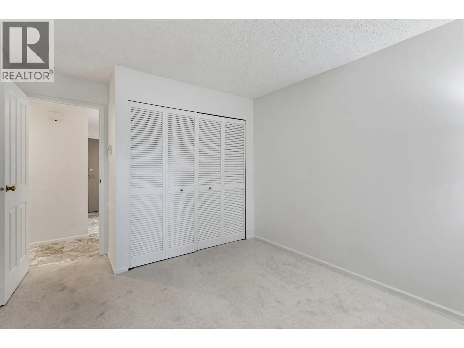 106 333 WETHERSFIELD DRIVE