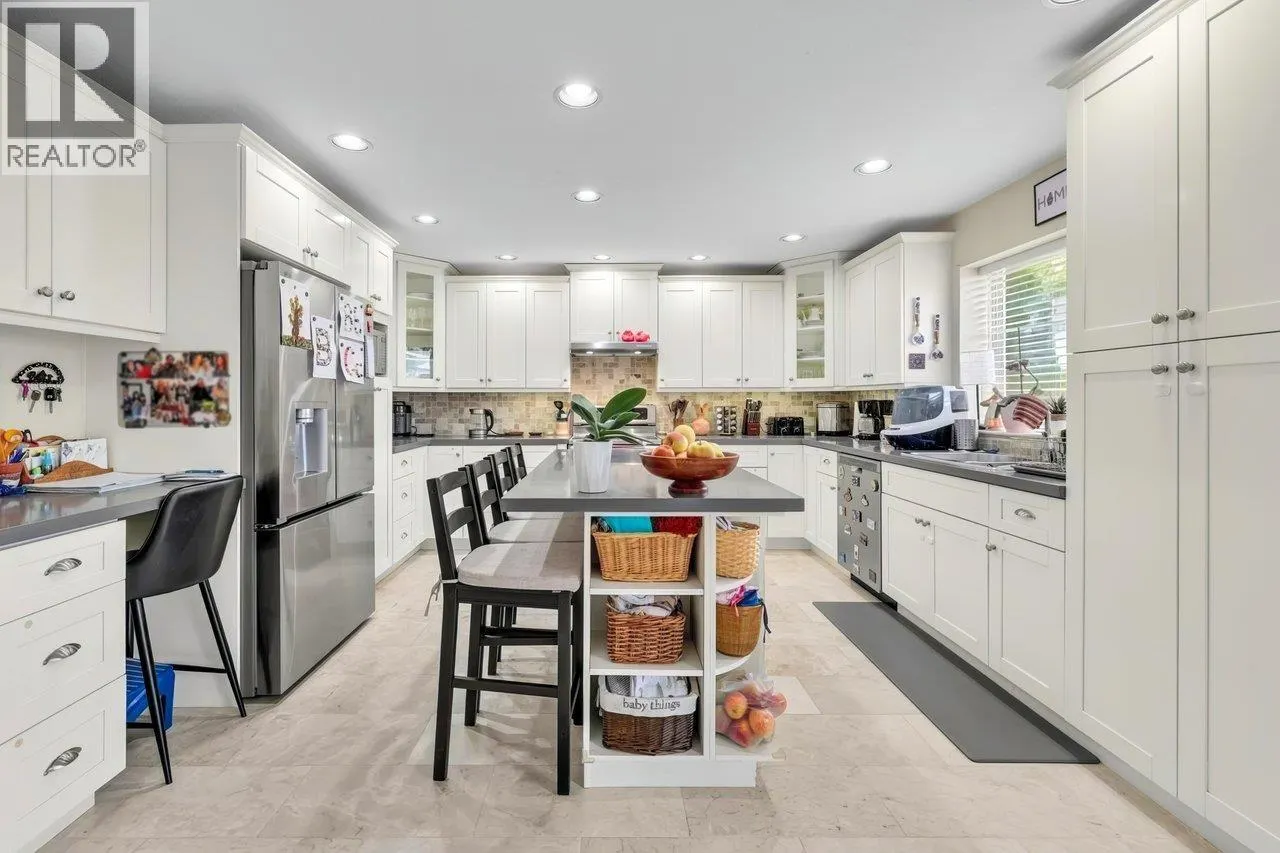 4463 DAWN PLACE