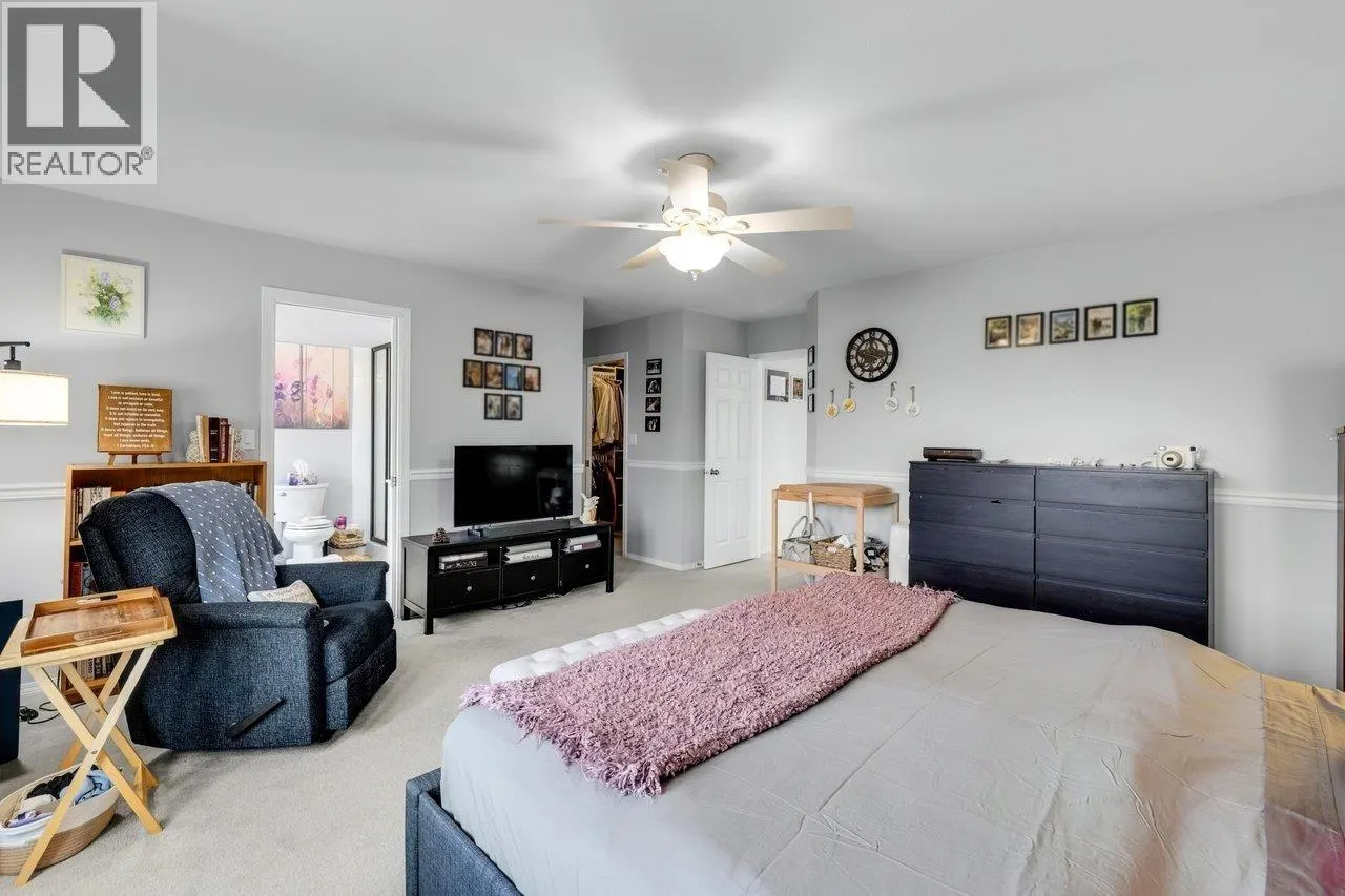 4463 DAWN PLACE