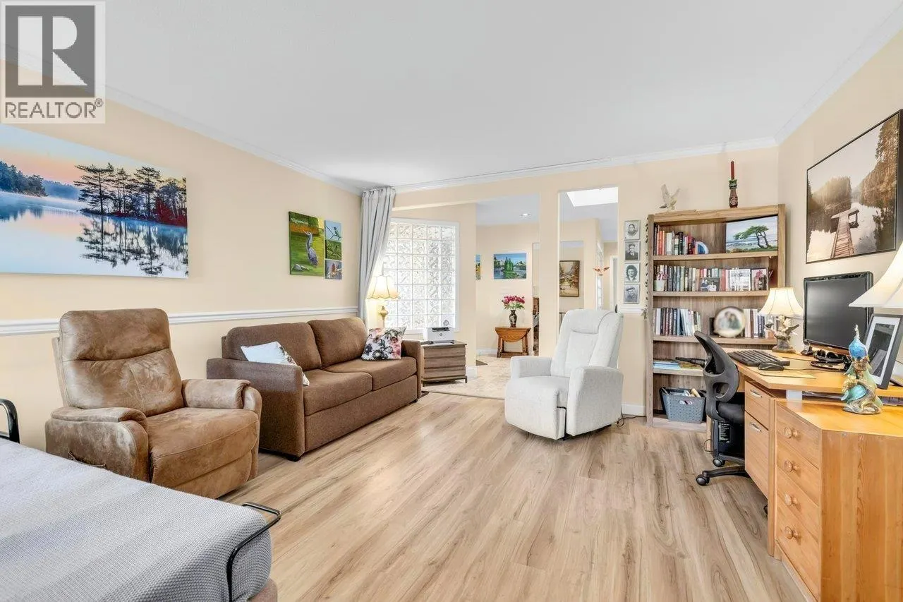 4463 DAWN PLACE