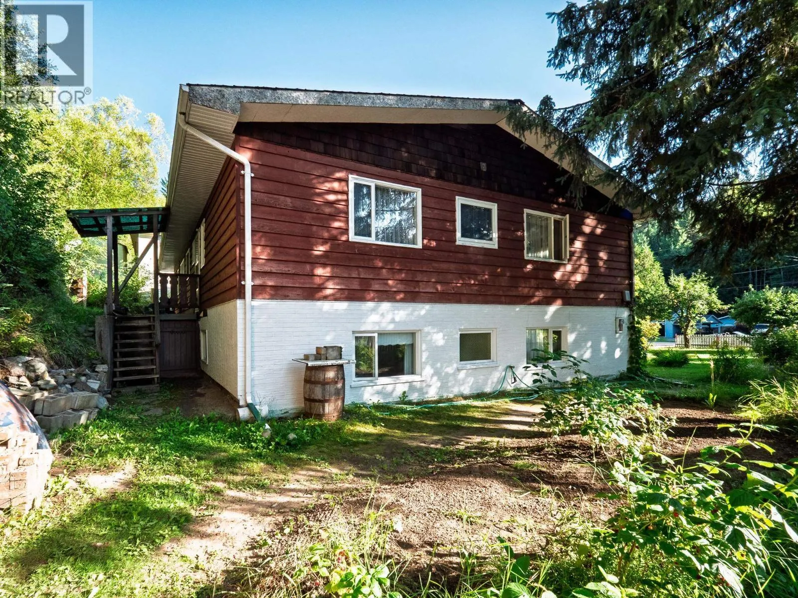 1688 AINTREE DRIVE