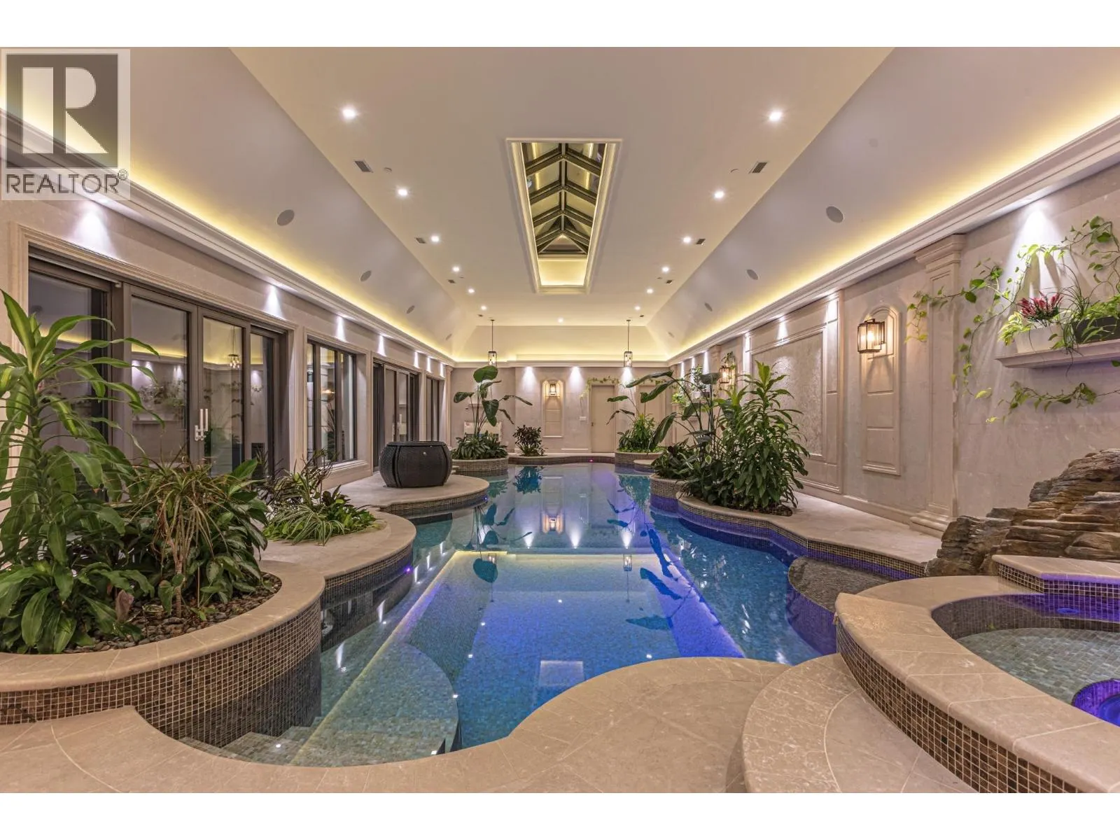 2867 MARINE DRIVE