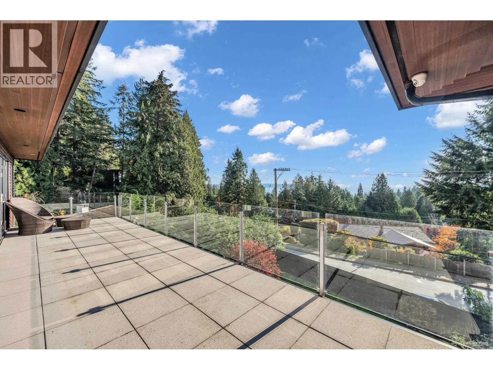 4742 CAULFEILD DRIVE