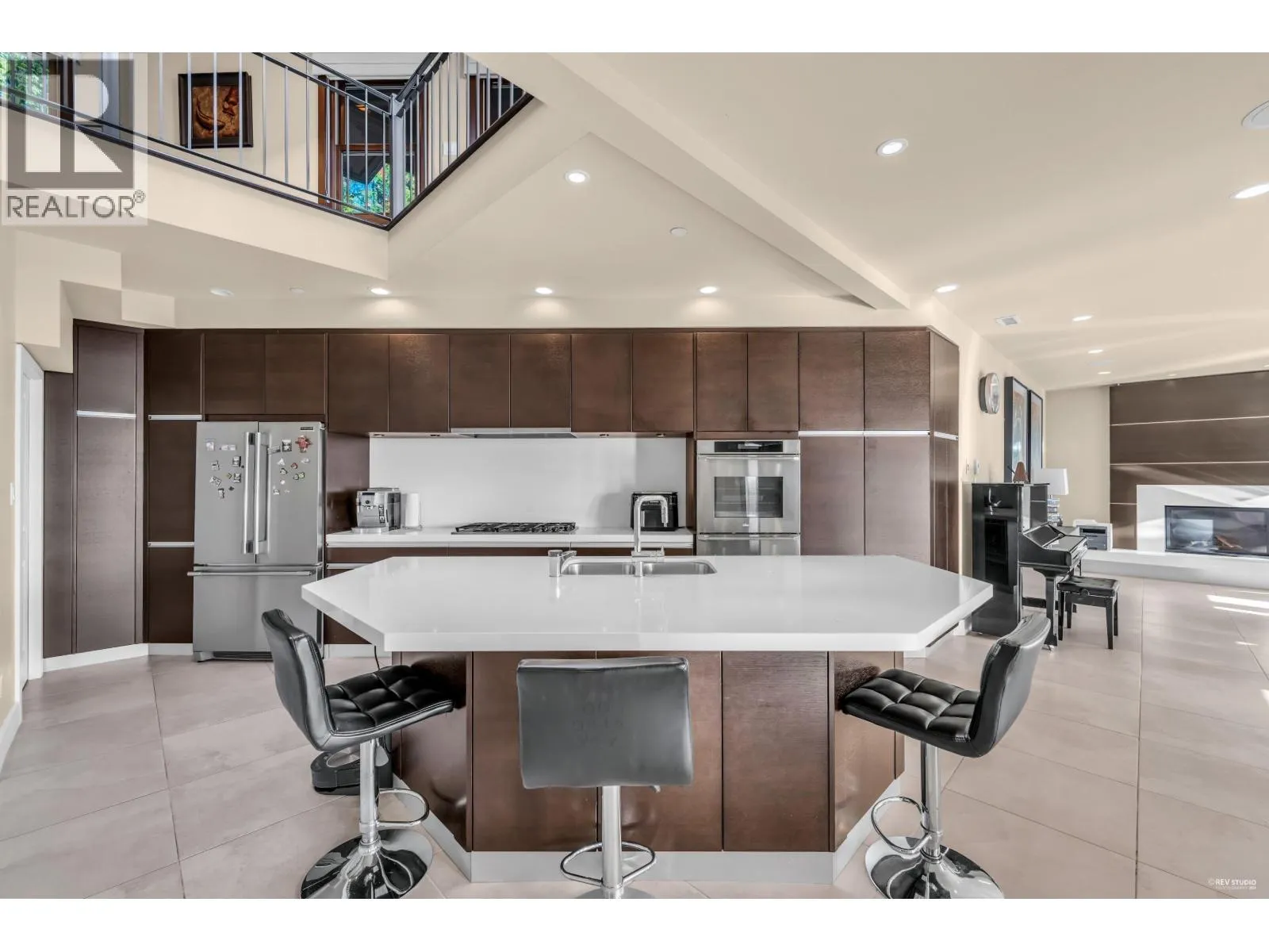 4742 CAULFEILD DRIVE