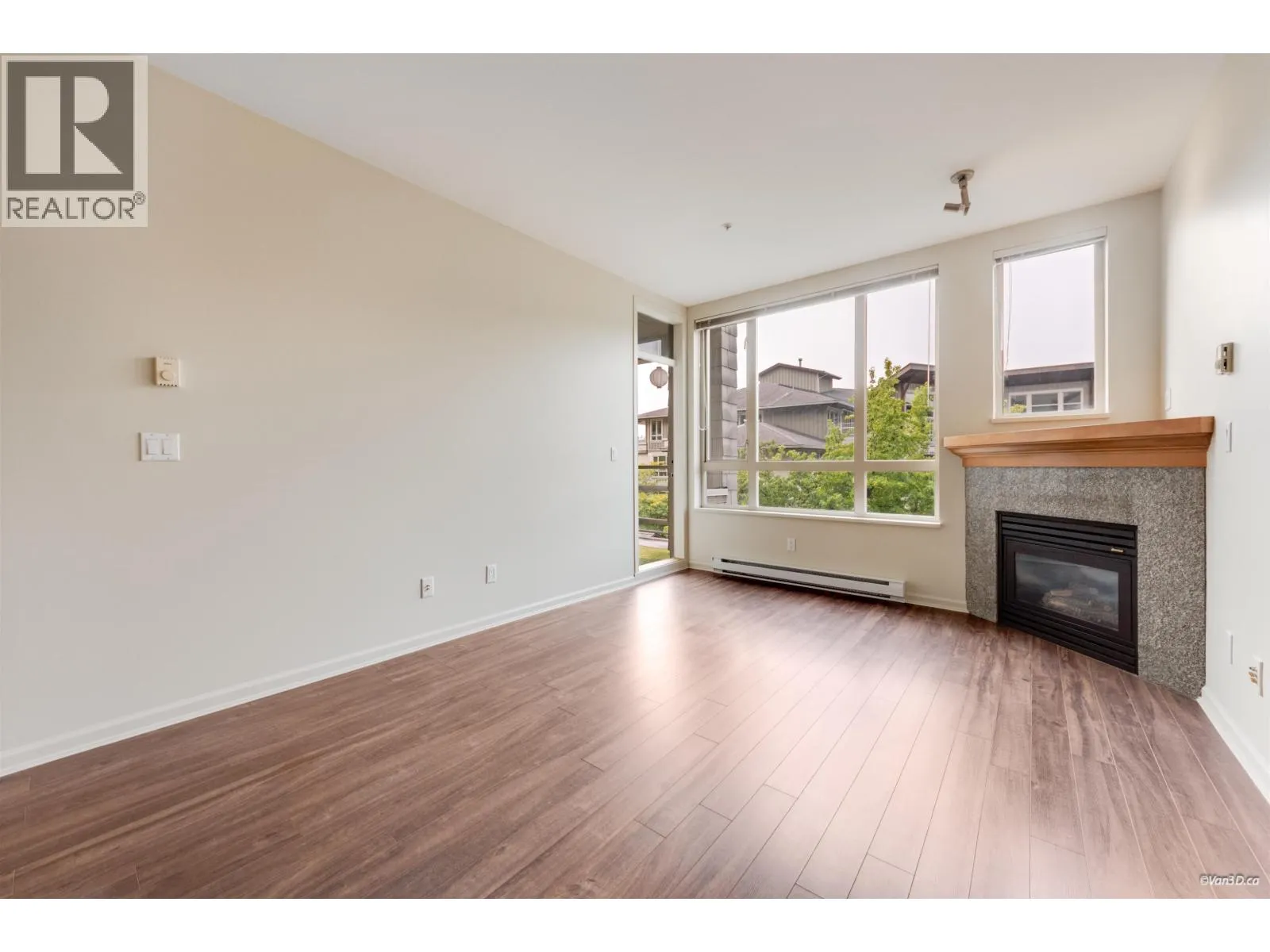 319 580 RAVEN WOODS DRIVE