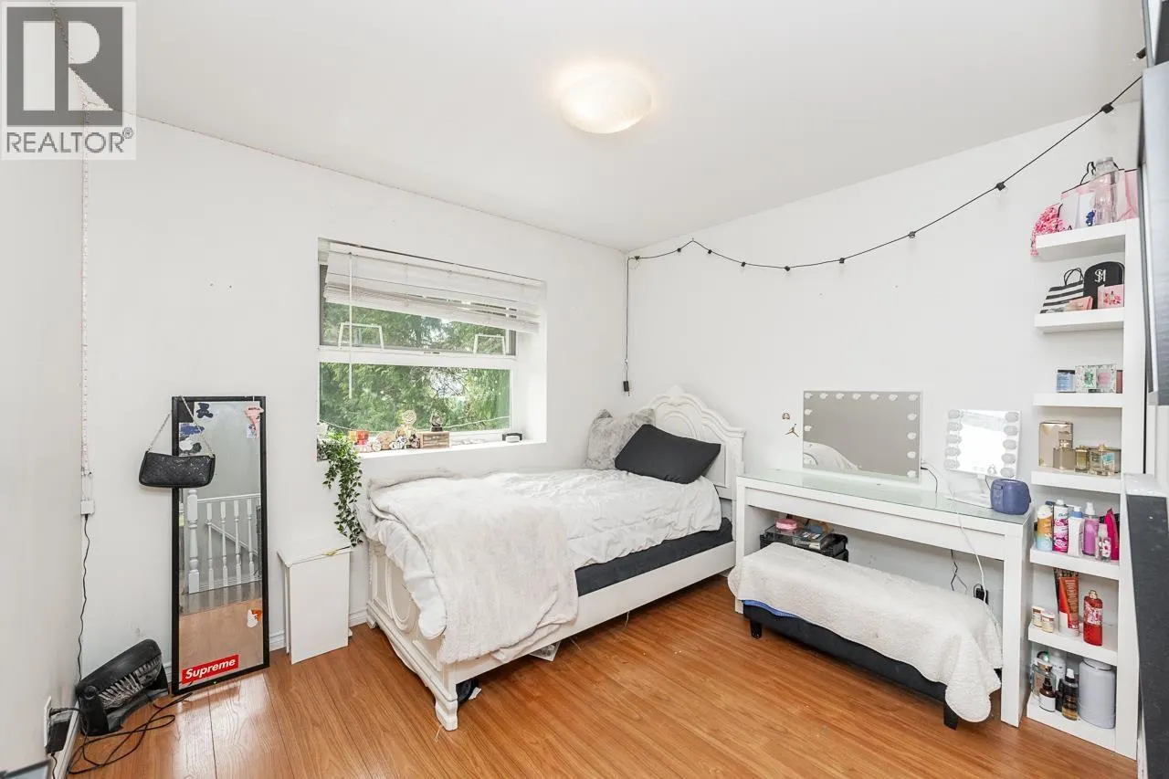 1221 ROCHESTER AVENUE