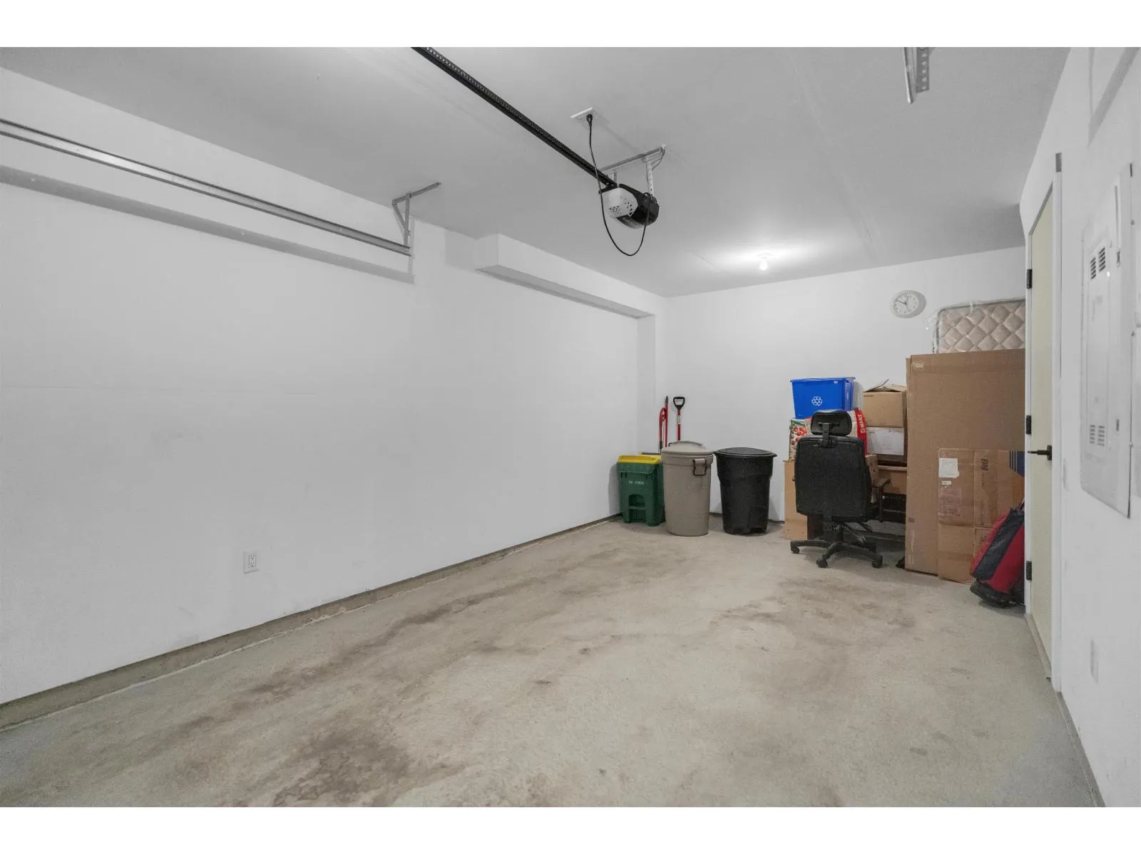 99 17568 57A AVENUE