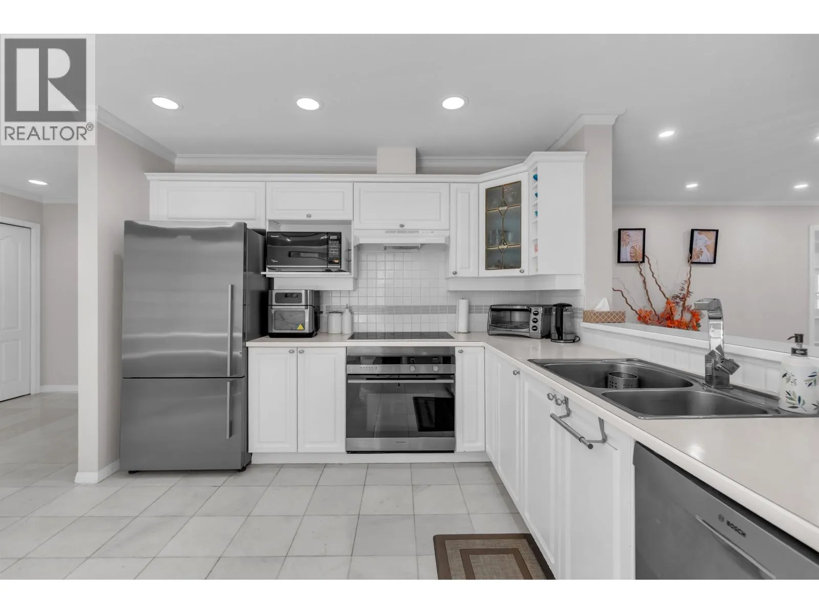 207 1500 OSTLER COURT