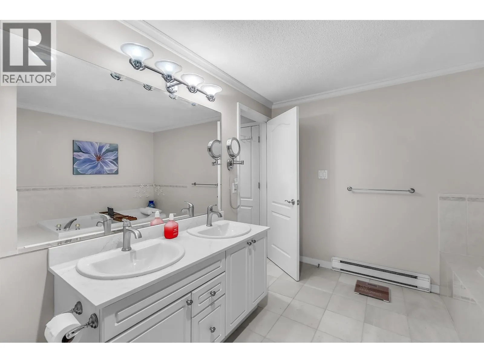 207 1500 OSTLER COURT
