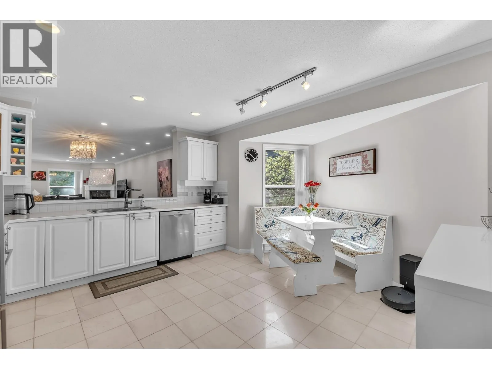 207 1500 OSTLER COURT