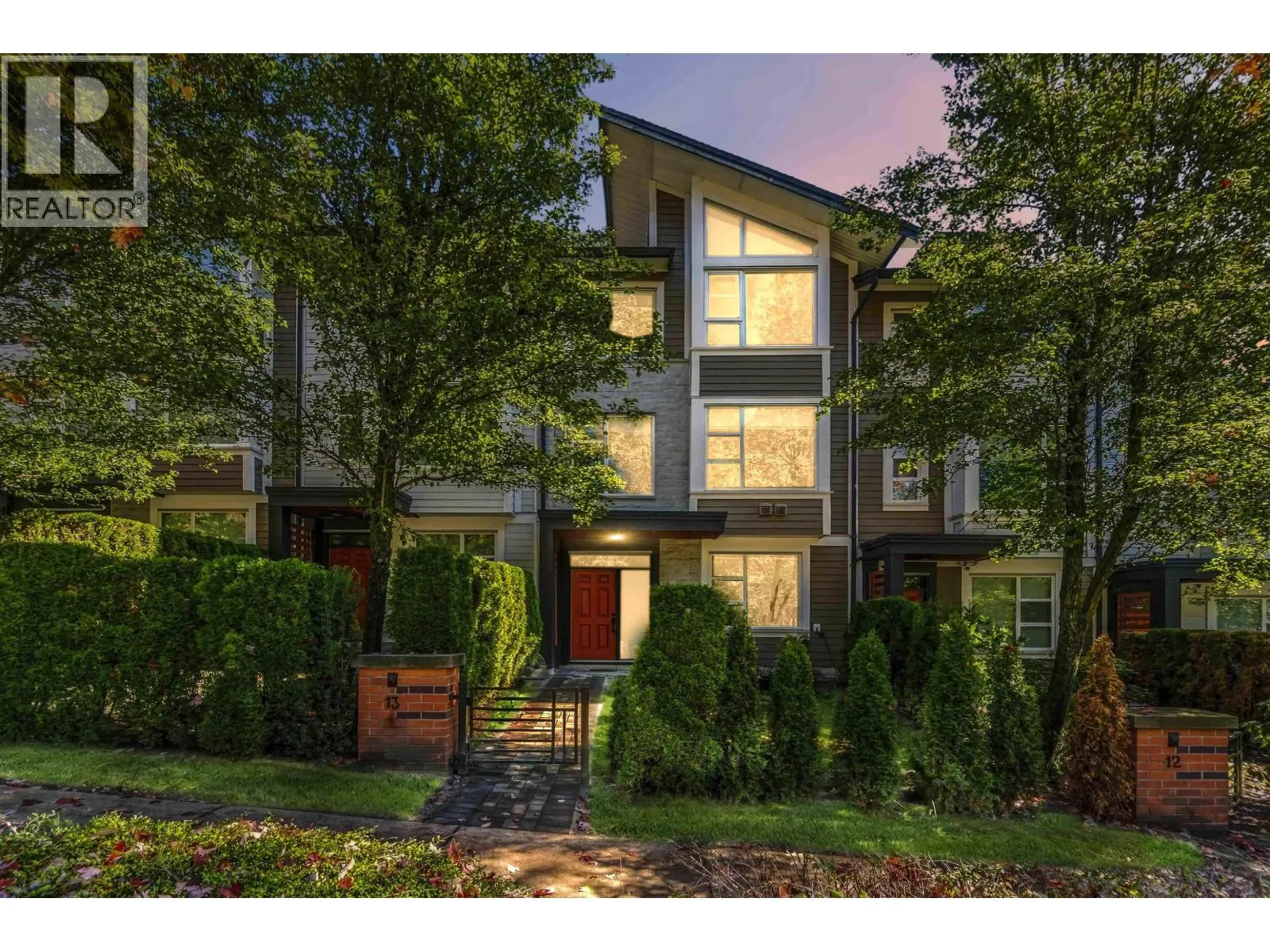 13 1299 COAST MERIDIAN ROAD