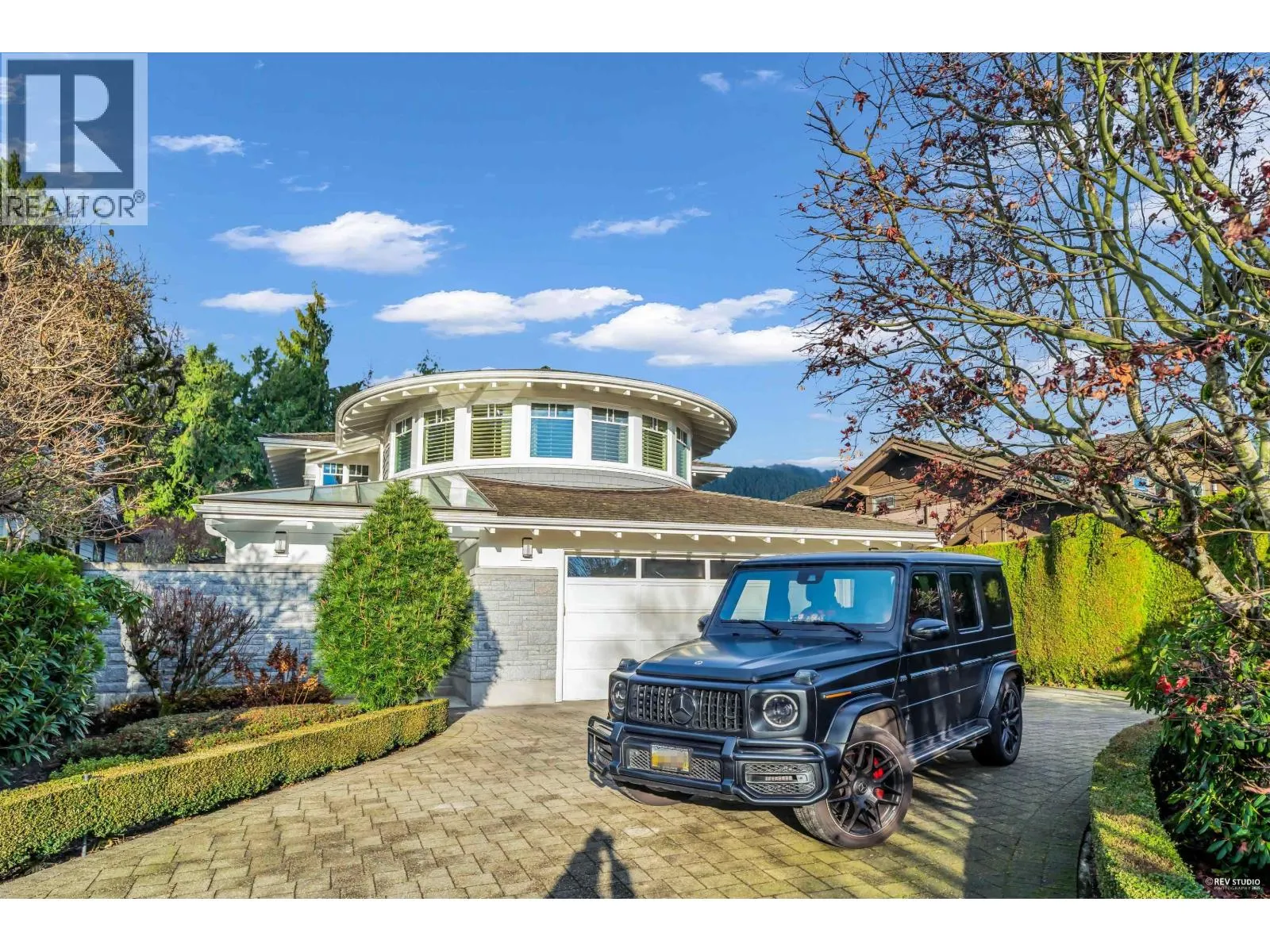 4358 ERWIN DRIVE