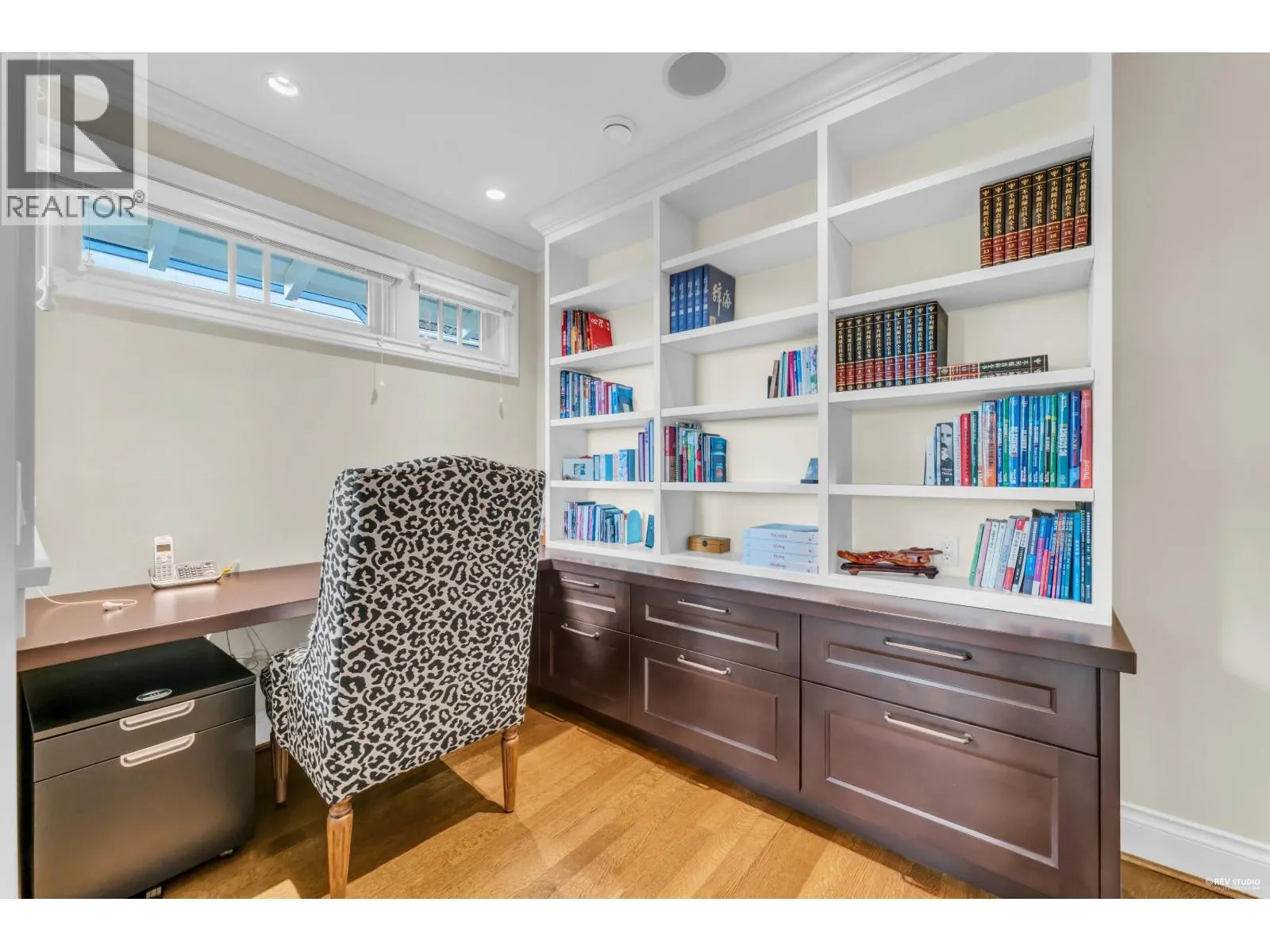 4358 ERWIN DRIVE