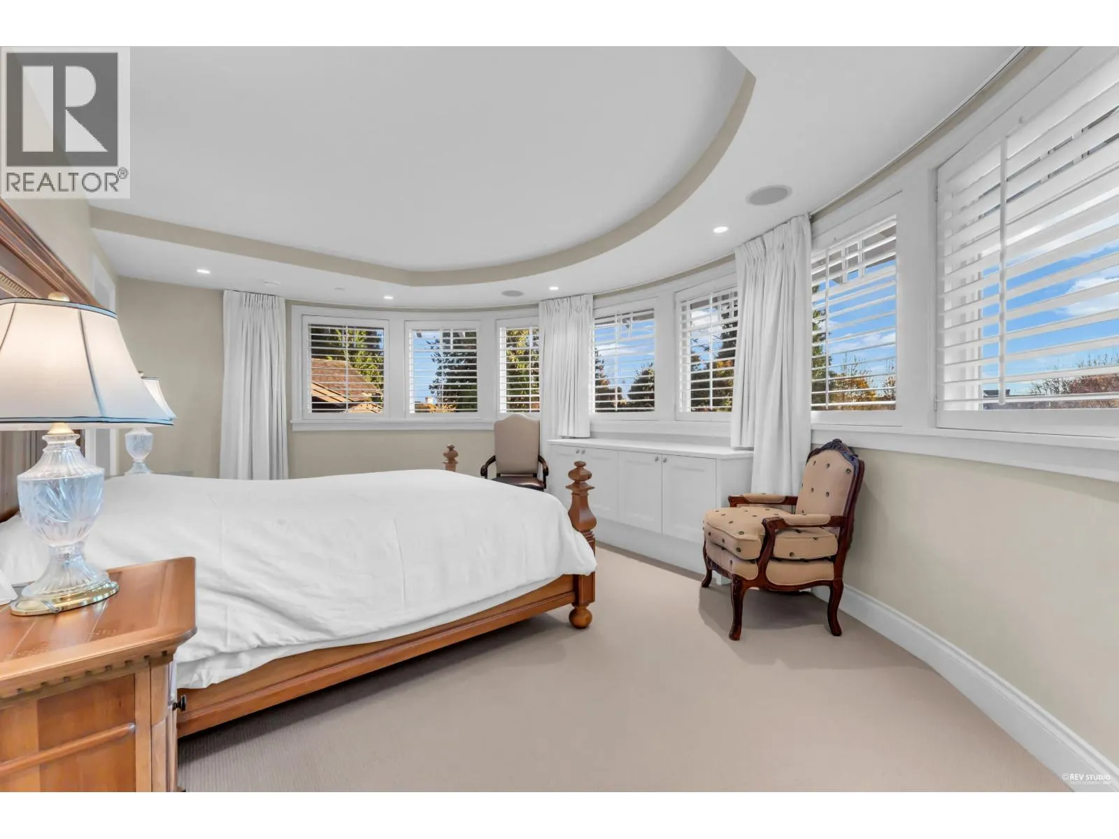 4358 ERWIN DRIVE